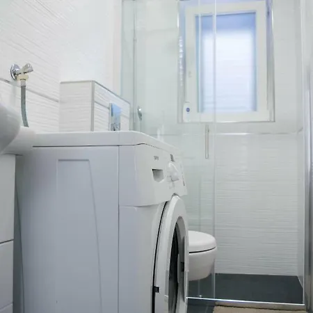 Kata Apartment *
