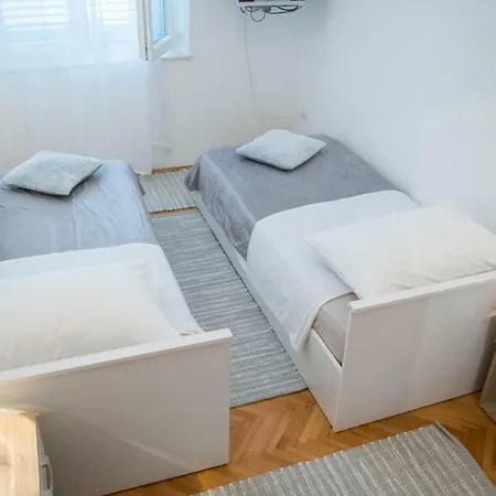 Apartment Kata